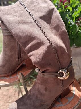 Universal Thread Over-the-Knee Suede Boots in Taupe with Gold Buckle